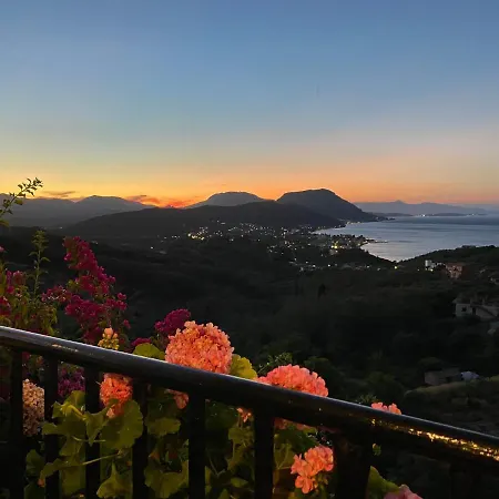 Theea - Wonderful Sea Views Holiday home