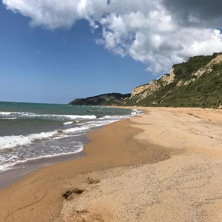 Theea - Wonderful Sea Views Chlomos